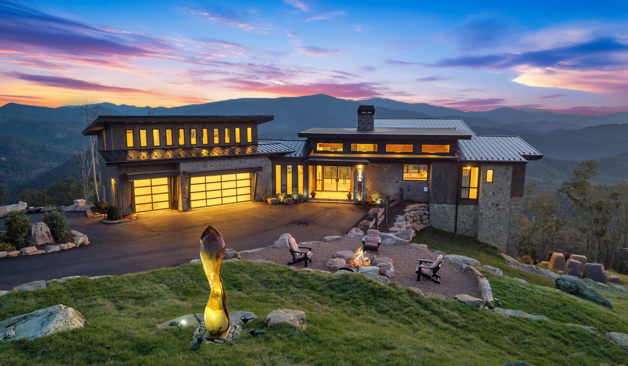 Picture of Home For Sale in Banner Elk, North Carolina, United States