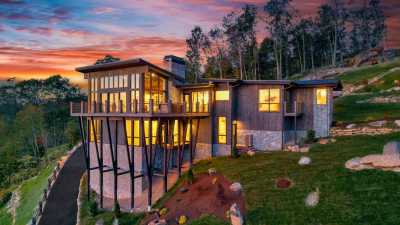 Home For Sale in Banner Elk, North Carolina