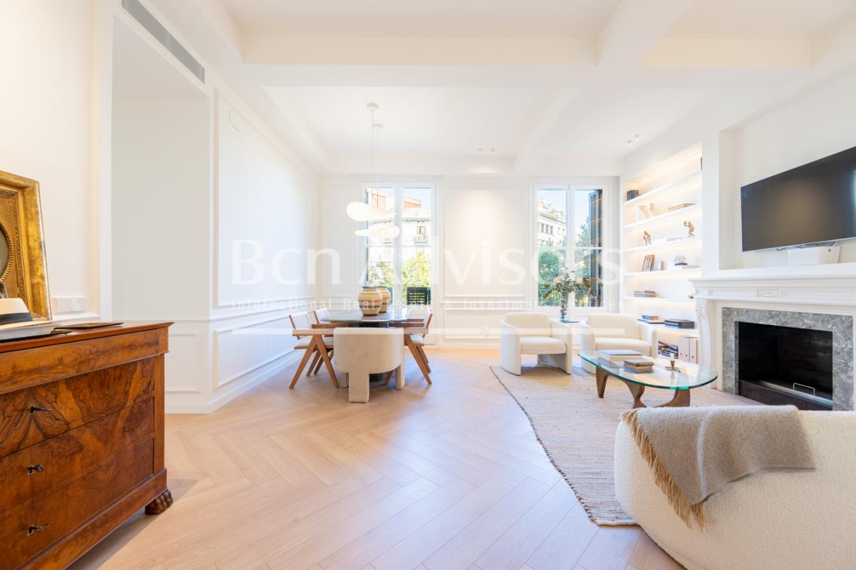 Picture of Apartment For Sale in Barcelona, Barcelona, Spain