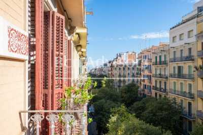 Apartment For Sale in Barcelona, Spain