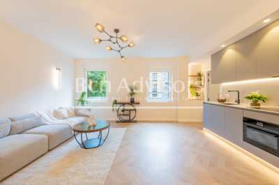 Apartment For Sale in Barcelona, Spain