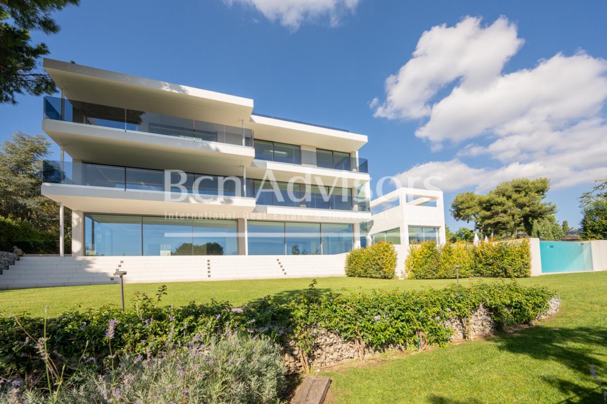 Picture of Home For Sale in Barcelona, Barcelona, Spain