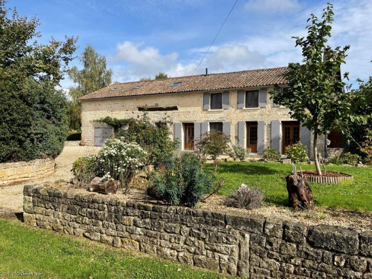 Picture of Home For Sale in Sauze Vaussais, Poitou Charentes, France