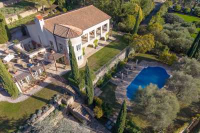 Villa For Sale in 