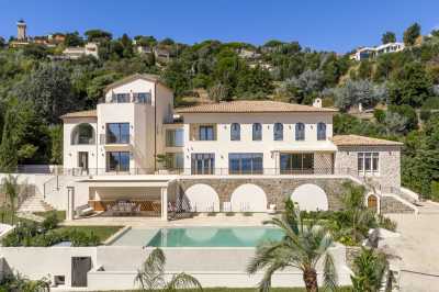 Villa For Sale in Cannes, France