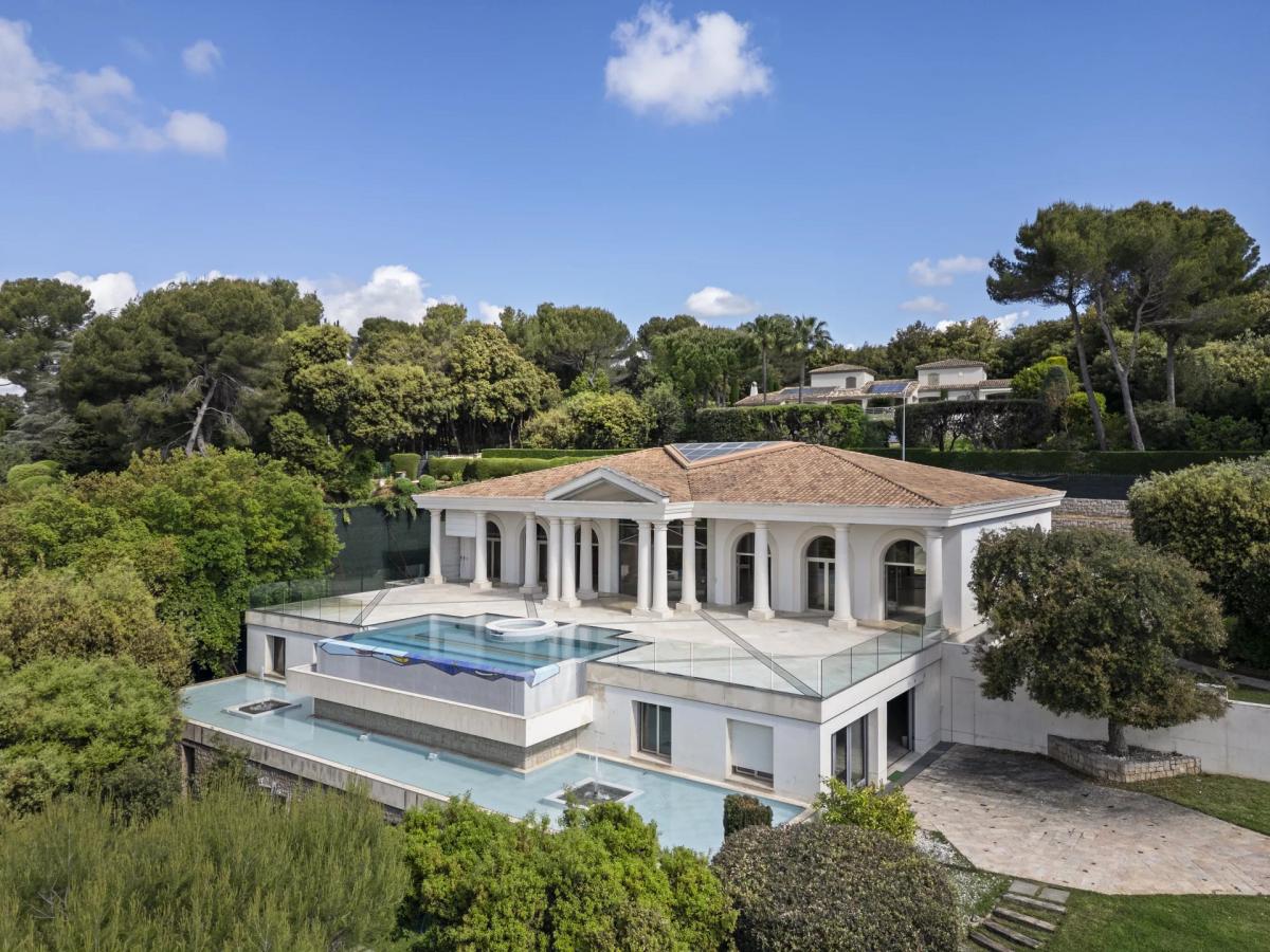 Picture of Villa For Sale in Biot, Cote d'Azur, France
