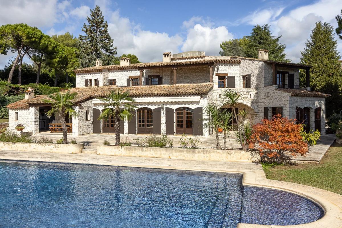 Picture of Villa For Sale in Saint Paul de Vence, Cote d'Azur, France