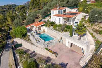 Villa For Sale in 