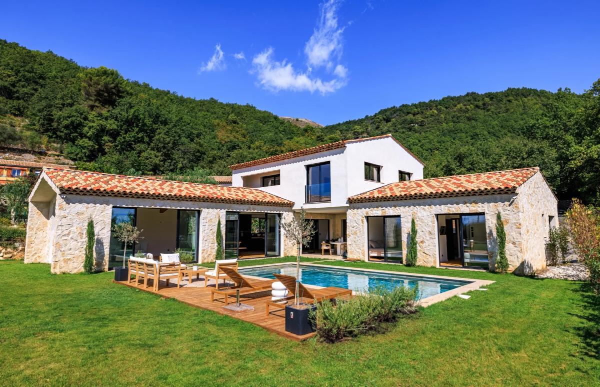 Picture of Villa For Sale in Tourrettes sur Loup, Cote d'Azur, France