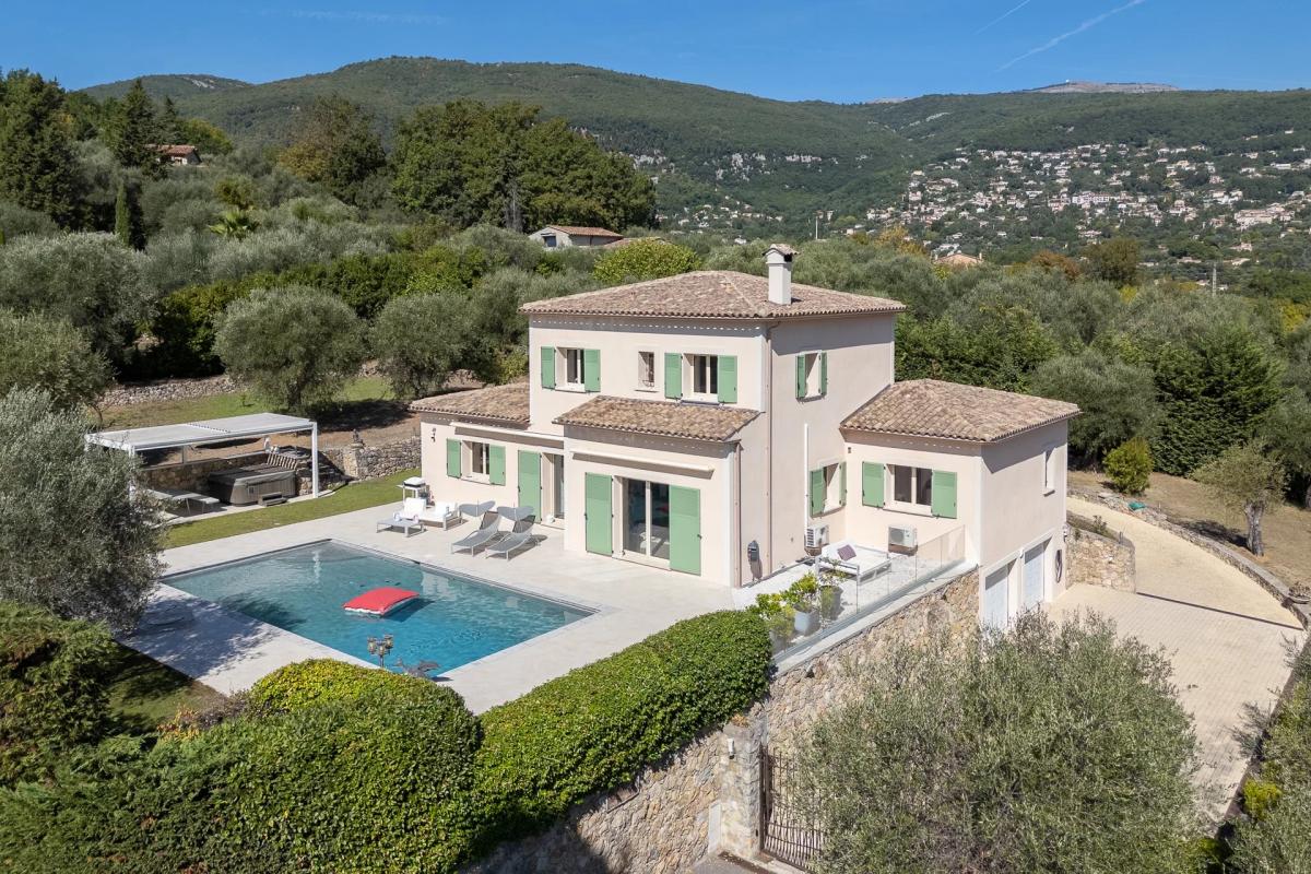 Picture of Home For Sale in Grasse, Cote d'Azur, France