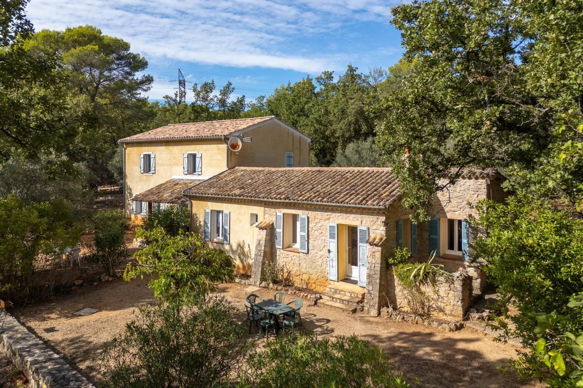 Picture of Home For Sale in Les Arcs, Provence-Alpes-Cote d'Azur, France