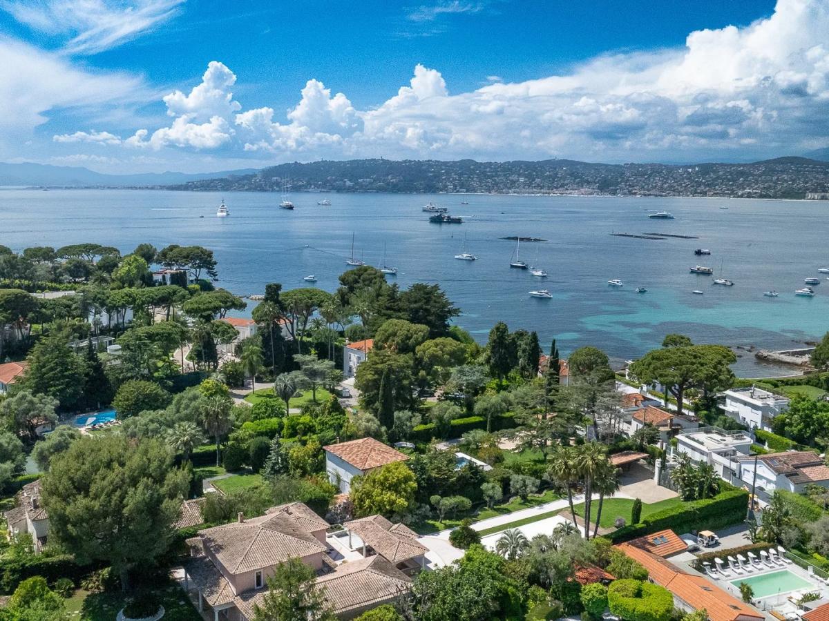 Picture of Villa For Sale in Antibes, Cote d'Azur, France