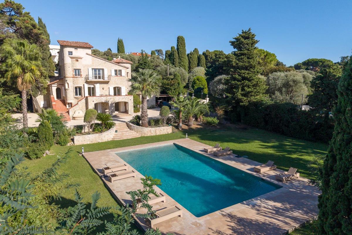 Picture of Villa For Sale in Antibes, Cote d'Azur, France