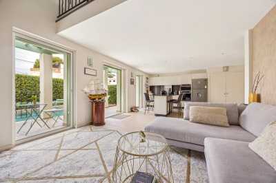Villa For Sale in Antibes, France