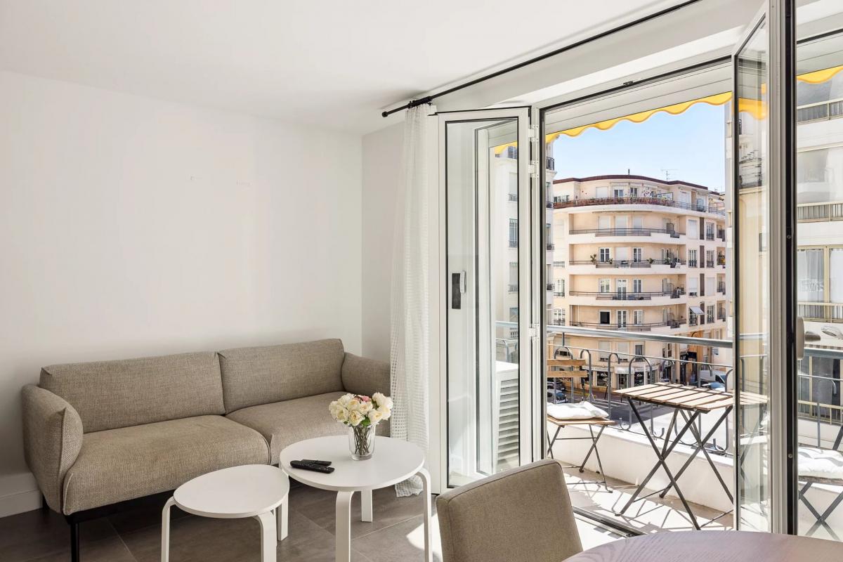 Picture of Apartment For Sale in Cannes, Cote d'Azur, France