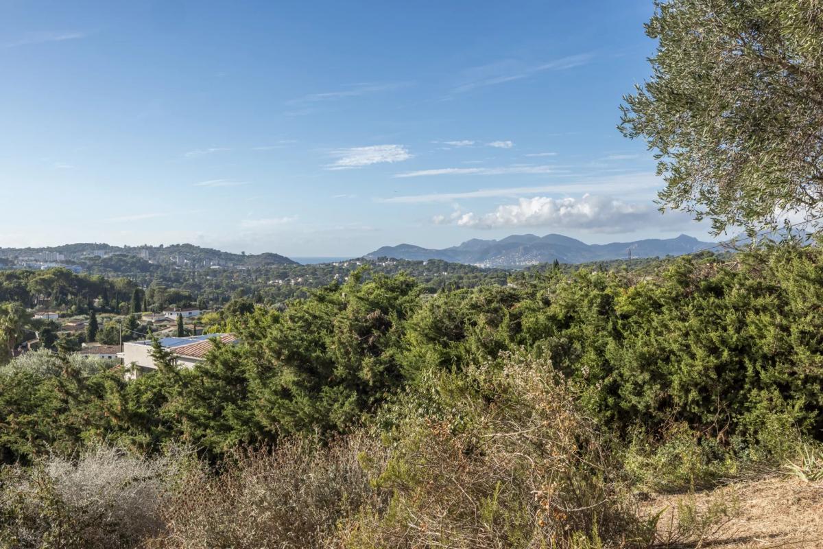 Picture of Home For Sale in Mougins, Cote d'Azur, France