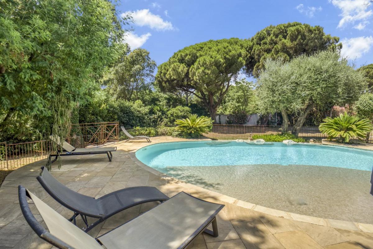 Picture of Home For Sale in Grimaud, Cote d'Azur, France