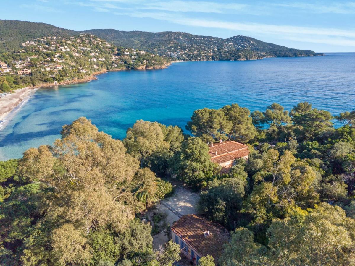Picture of Home For Sale in Le Lavandou, Provence-Alpes-Cote d'Azur, France