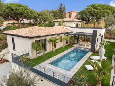 Villa For Sale in