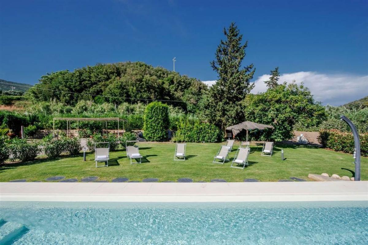 Picture of Villa For Sale in Rio, Tuscany, Italy