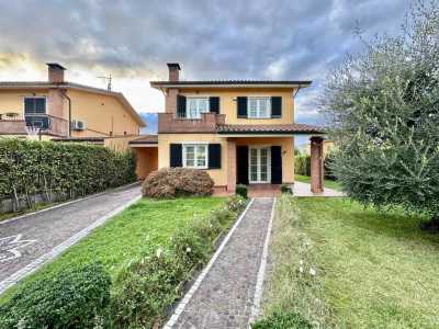 Villa For Sale in 