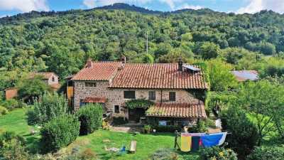 Home For Sale in Santa Fiora, Italy