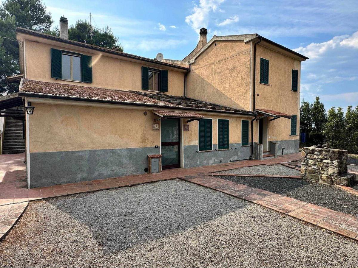Picture of Home For Sale in Cinigiano, Tuscany, Italy
