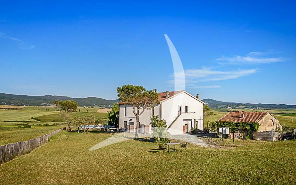 Picture of Villa For Sale in Santa Luce, Tuscany, Italy