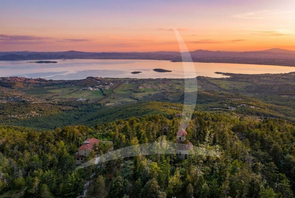 Picture of Home For Sale in Lisciano Niccone, Umbria, Italy