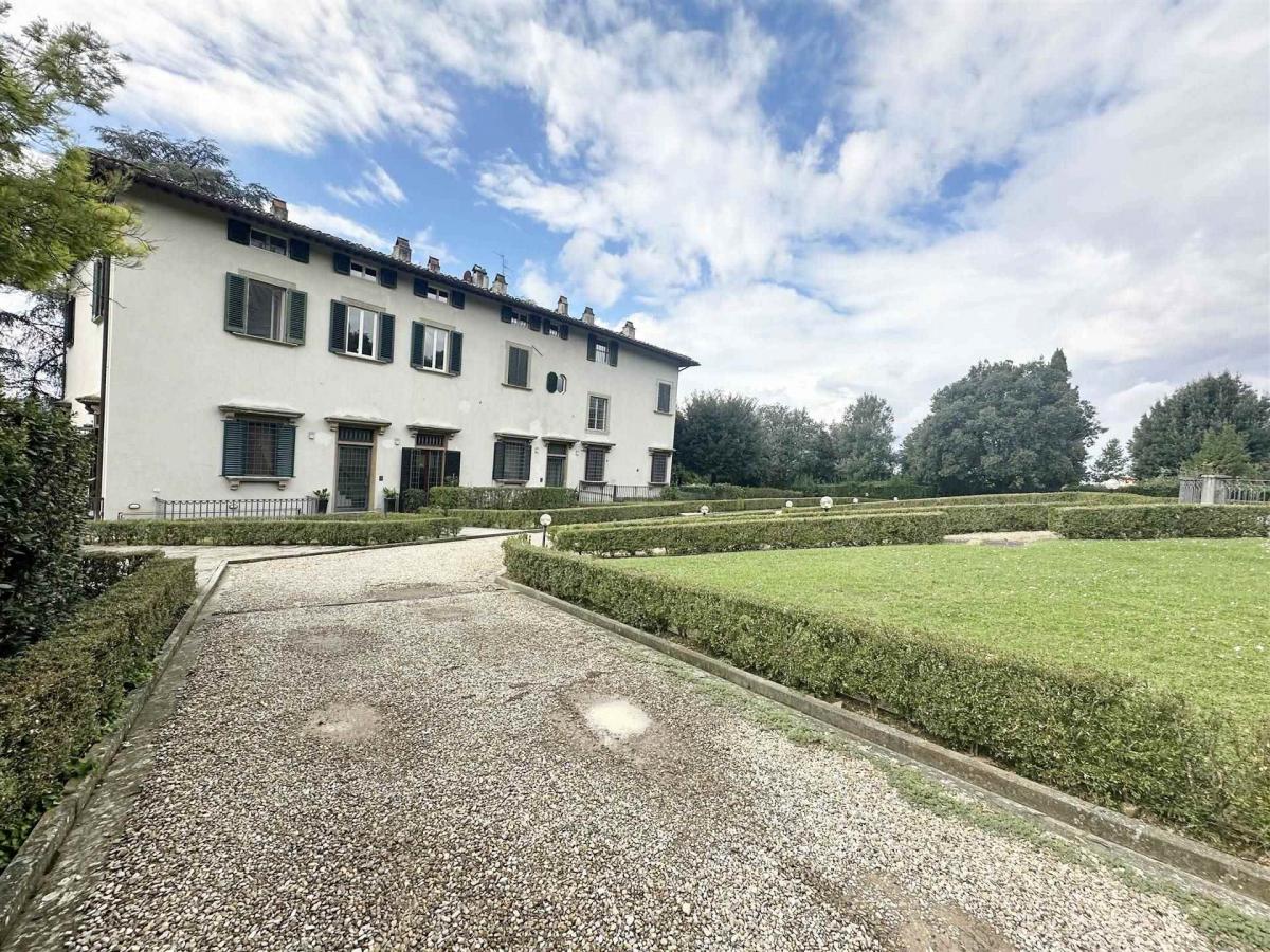 Picture of Apartment For Sale in Firenze, Tuscany, Italy