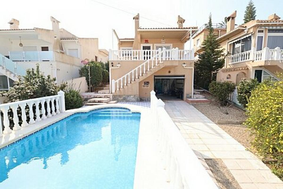 Picture of Villa For Sale in Torrevieja, Alicante, Spain