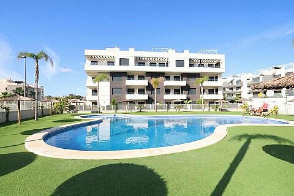Picture of Apartment For Sale in Villamartin, Alicante, Spain
