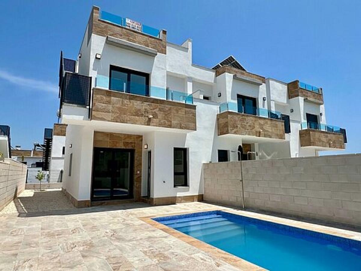 Picture of Villa For Sale in Polop, Alicante, Spain
