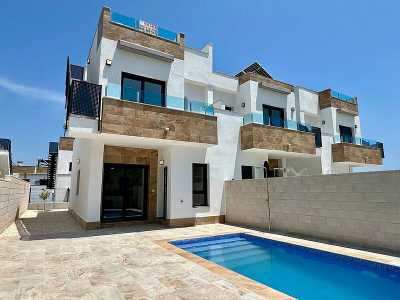 Villa For Sale in 