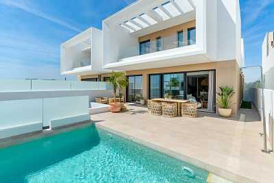 Villa For Sale in 