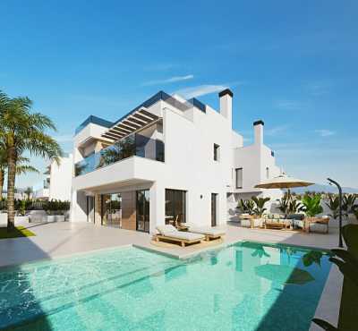 Villa For Sale in Santa Rosalia, Spain