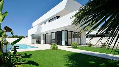 Villa For Sale in Ciudad Quesada, Spain