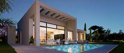 Villa For Sale in Benahavis, Spain