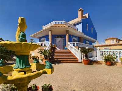 Villa For Sale in Los Alcazares, Spain