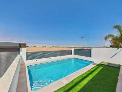 Villa For Sale in 