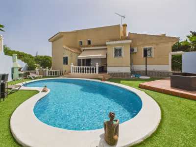 Villa For Sale in 
