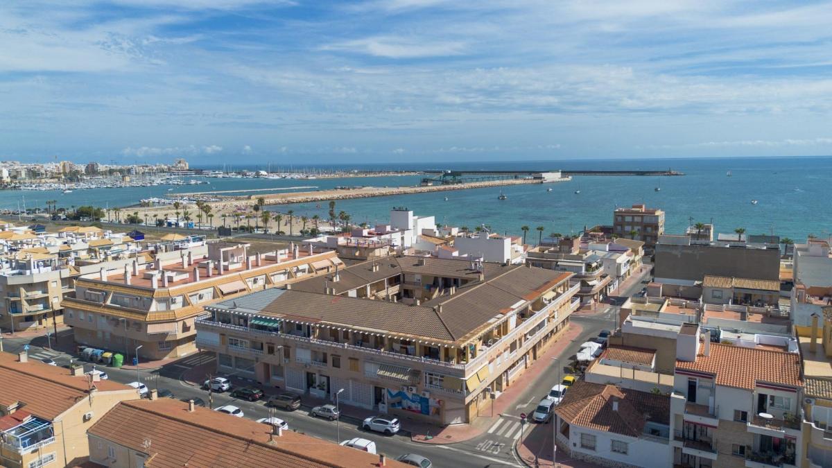 Picture of Apartment For Sale in Torrevieja, Alicante, Spain