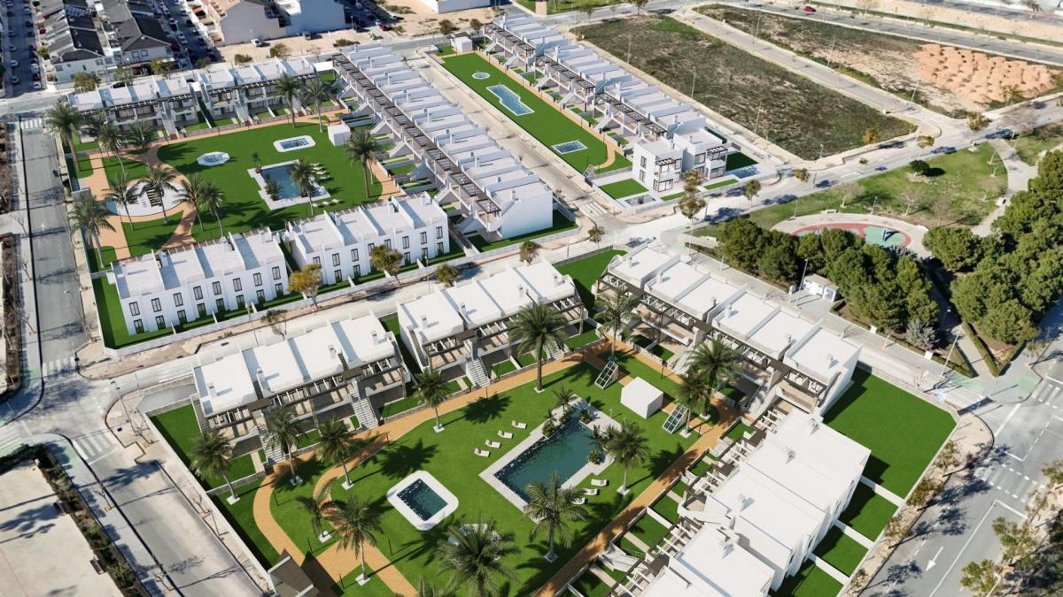 Picture of Bungalow For Sale in Pilar De La Horadada, Alicante, Spain