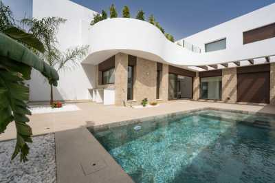 Villa For Sale in Almoradi, Spain