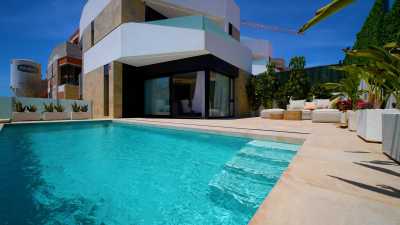 Villa For Sale in