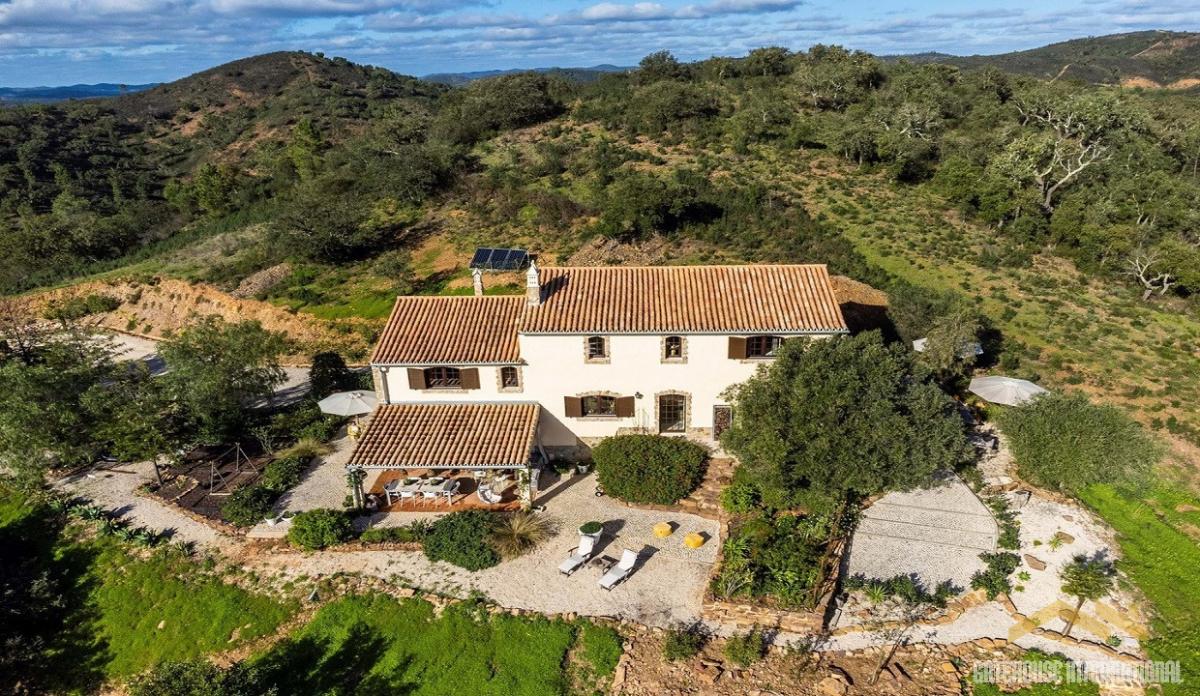 Picture of Home For Sale in Loule, Faro, Portugal