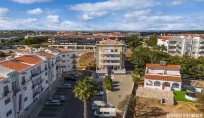 Apartment For Sale in Albardeira, Portugal