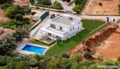 Villa For Sale in Almancil, Portugal