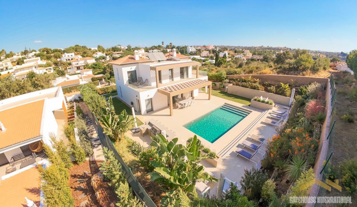 Picture of Villa For Sale in Albufeira, Algarve, Portugal