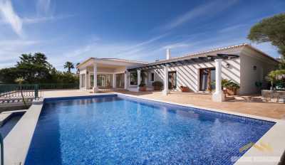 Villa For Sale in